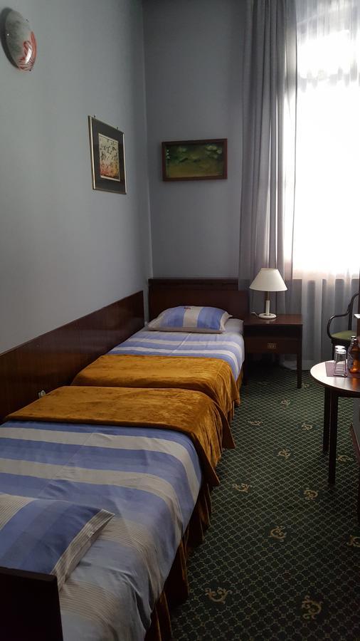 Hotel Restauracja Pustelnik *